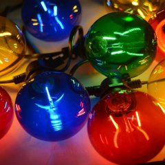 LED coloured party light chain